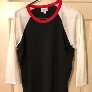 Gently Used Lula Roe Randy Top
